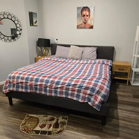 Rose Room 8